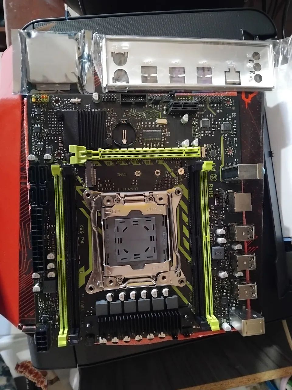 Placa mãe zsus X99-8d4 e processador xeon E52650 V3 - Foto 2