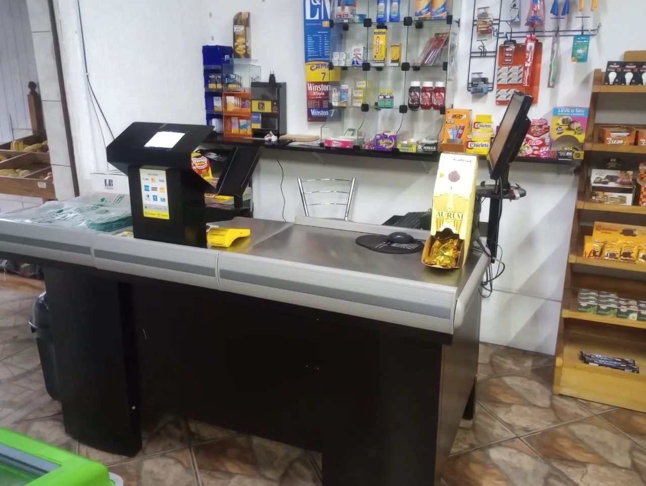 Itens de mercado e padaria 