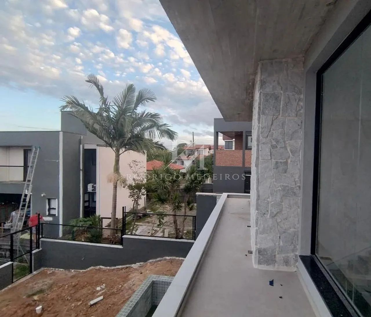 Casa contemporânea com 4 quartos no Campeche, Florianópolis - Foto 5