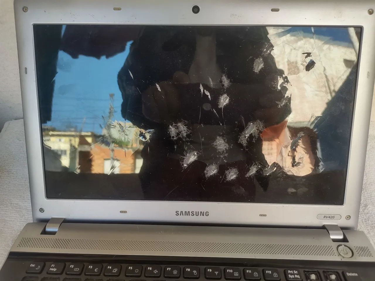 NOTEBOOK SAMSUNG RV420 NO ESTADO  - Foto 4