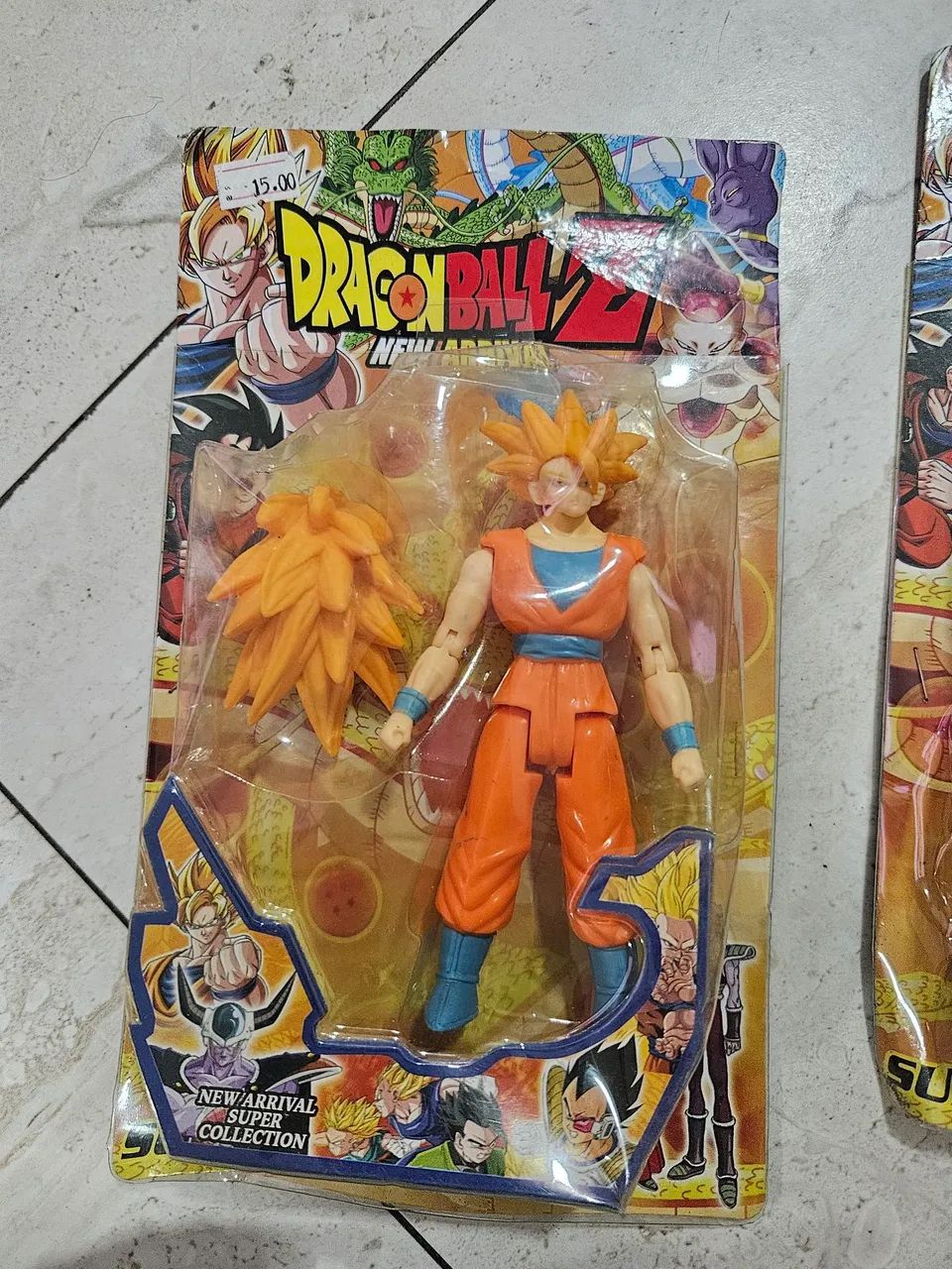 Brinquedo do Dragon ball z e Bem 10