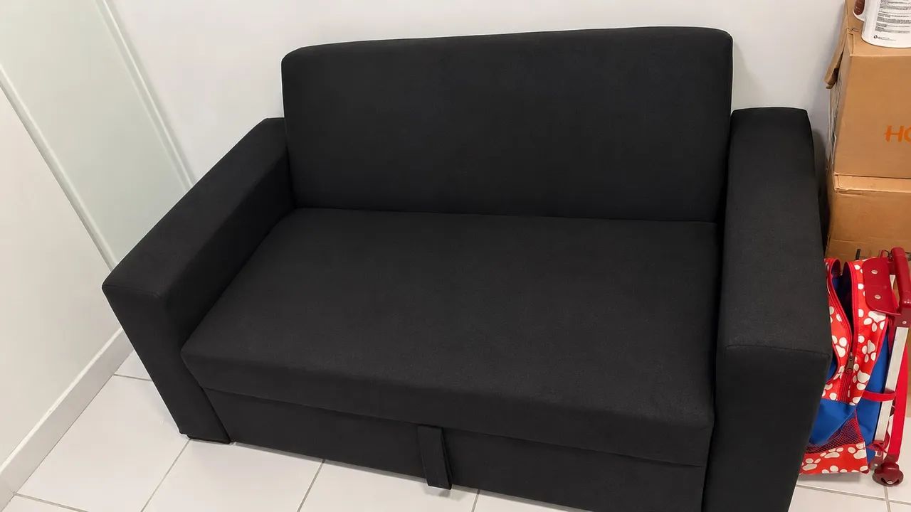 Sofá cama preto 
