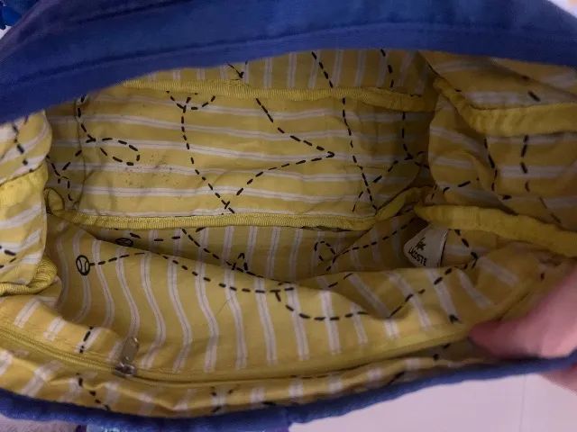 Bolsa transversal Lacoste azul-marinho com alça - Foto 5