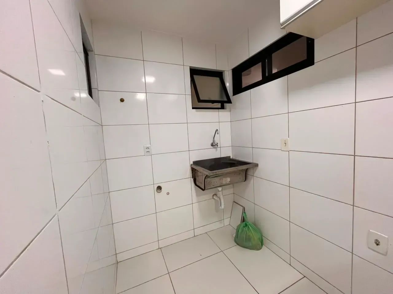 Alugo Edifício Spazio Vitá 3/4 quartos sendo 1 suíte - Farol - - Foto 5