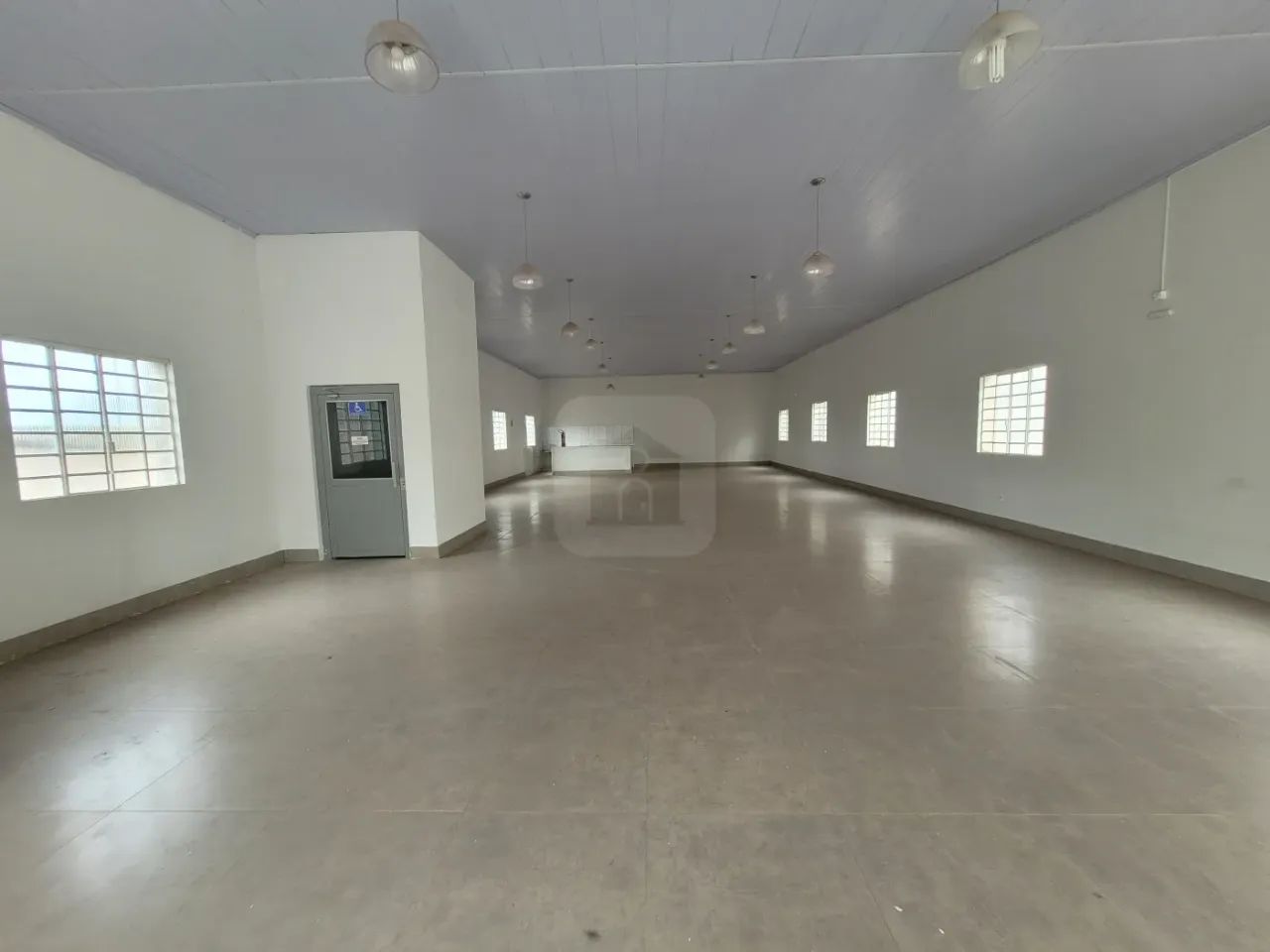 Loja comercial para locação no bairro Daniel Fonseca - Foto 2