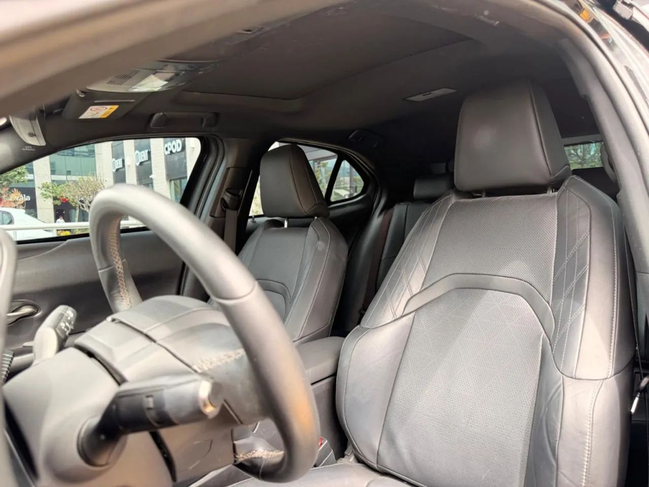 Lexus UX-250h Luxury 2.0 16V Aut.(hybrid), foto 8 de 20