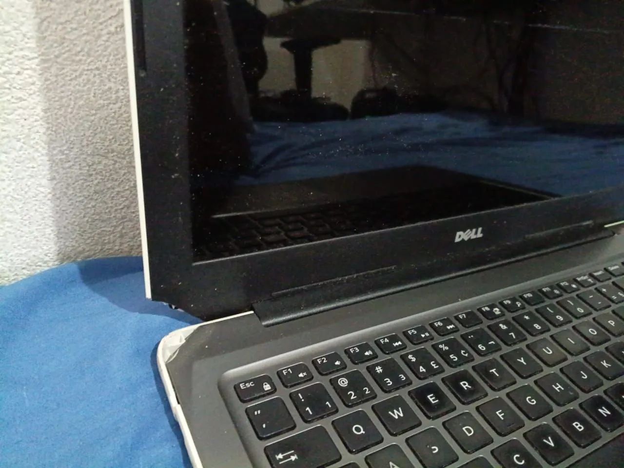 Notebook Dell i7 4gb de video 