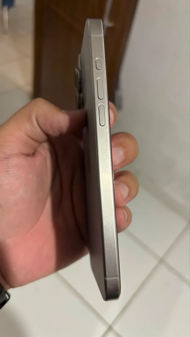 Vendesse iPhone 15 pro max  - Foto 4
