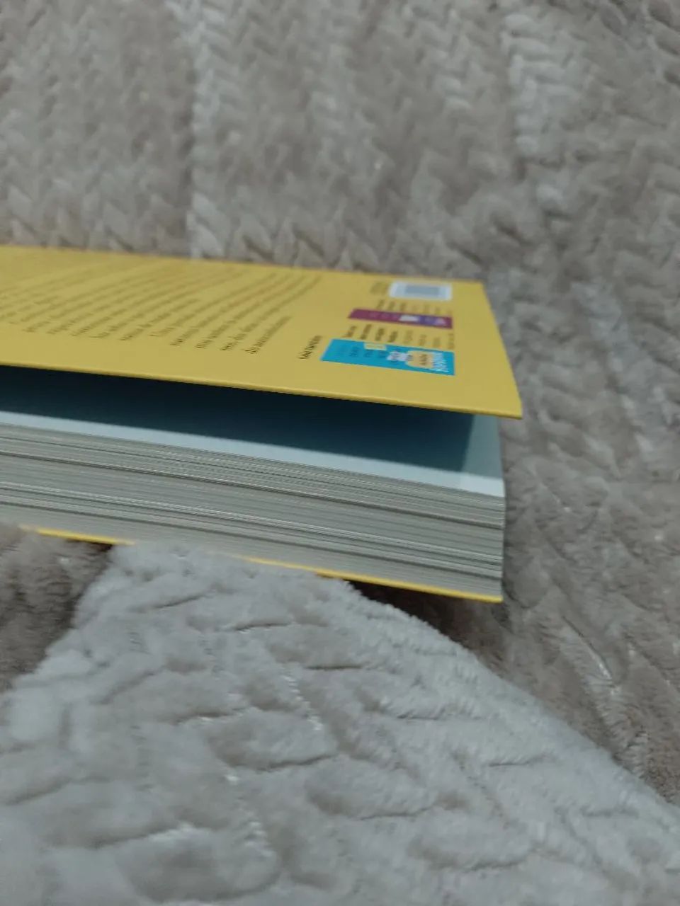 Livro Talvez você deva conversar com alguém  - Foto 3