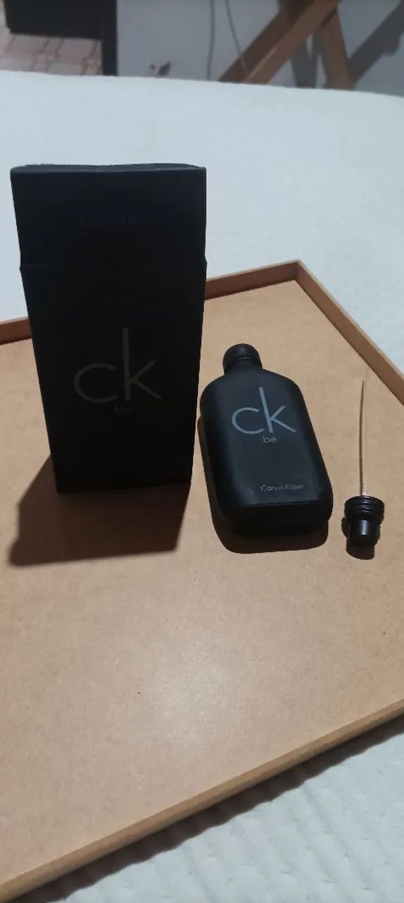 Frascos de perfumes importados com a caixa para colecionadores  - Foto 4