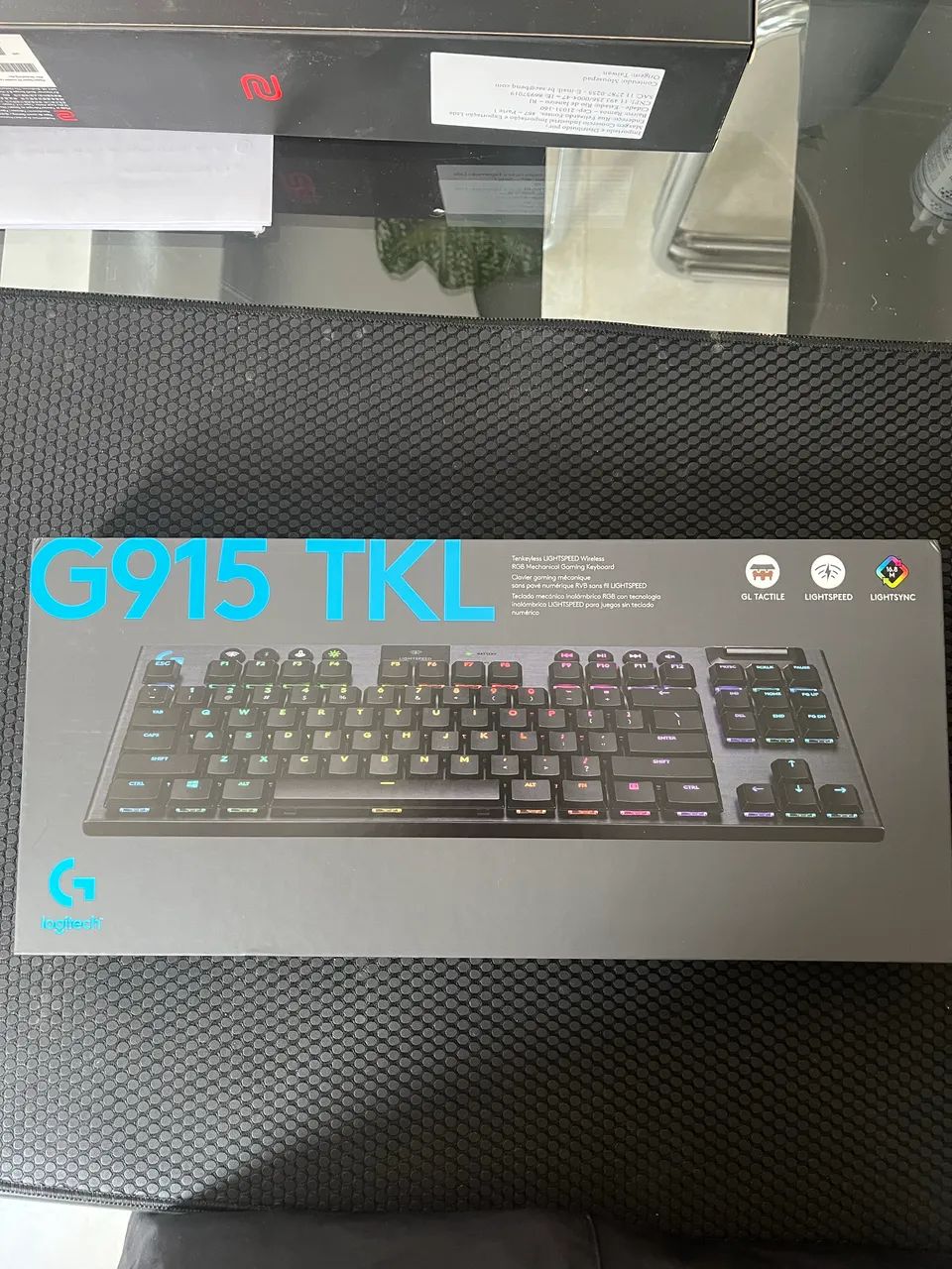 Teclado Logitech G915 TKL RGB Lightsync 