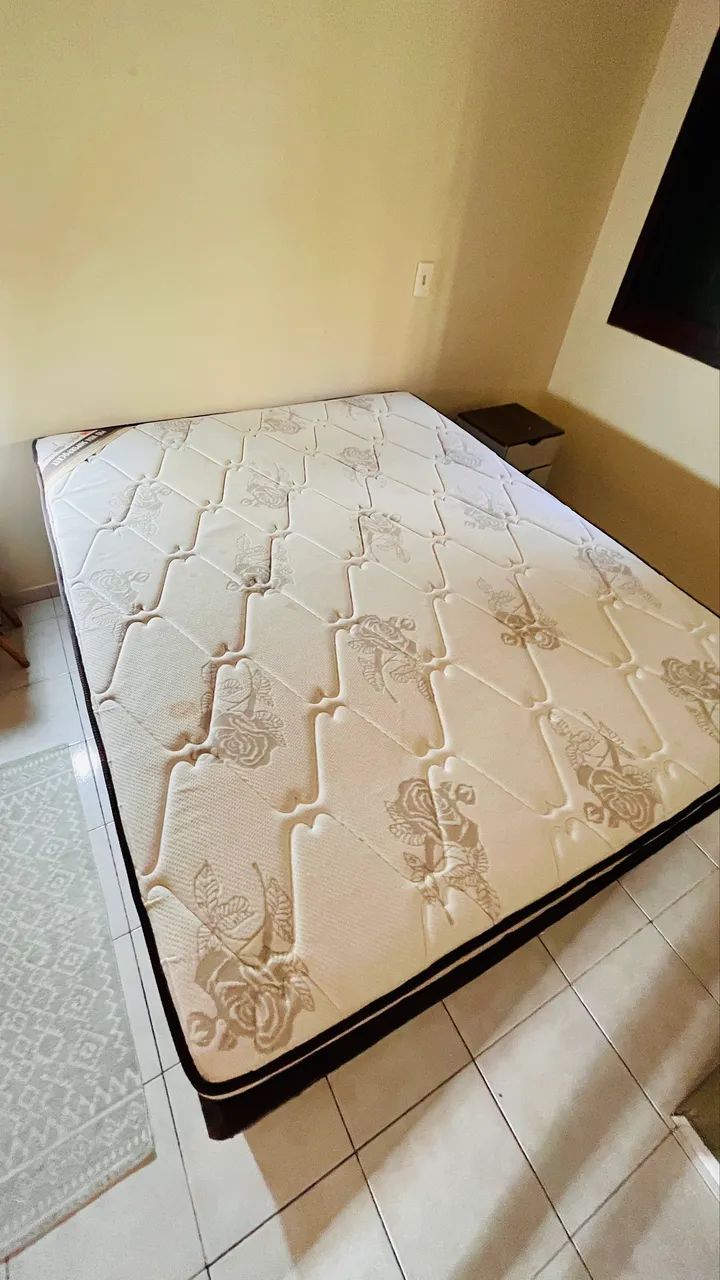  Cama Box Queen Completa Ortobom - Colchão + Base - semi nova e bem conservada  - Foto 3
