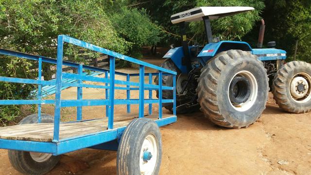 Trator agricola traçado NH/Ford 2005 - Foto 2