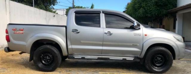 Toyota Hilux 3.0 CD 4x4 STD -2015 - Estado de Zero - Foto 2