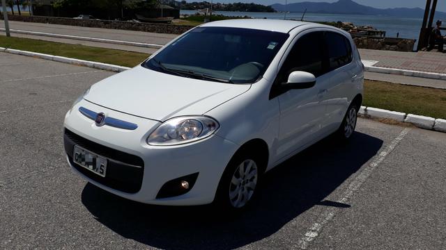 Fiat Palio Completo TOP Attractive 2016 - Foto 18
