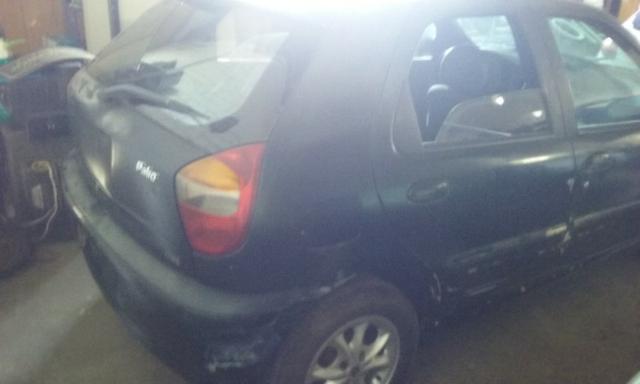 Sucata de Fiat Palio Elx 1.3 16v 2001 - Somente para peças - Foto 3