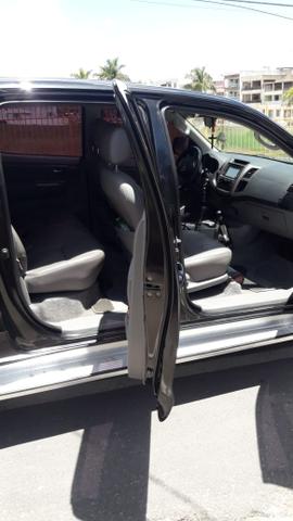 Hilux SRV 2011 4X4 Diesel AT - Foto 6