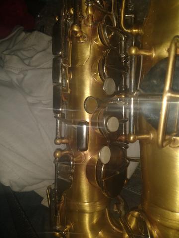 Vendo sax relíquia - Foto 2