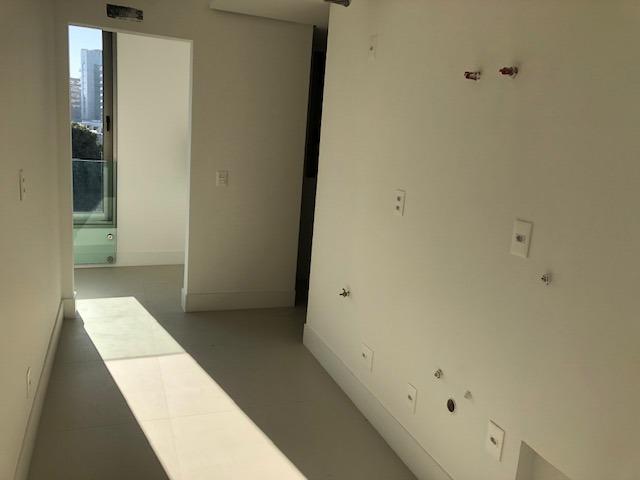 Apto novo 3 suítes, 3 vagas , Res.Beiramar , Florianópolis, Agronômica, SC - Foto 4