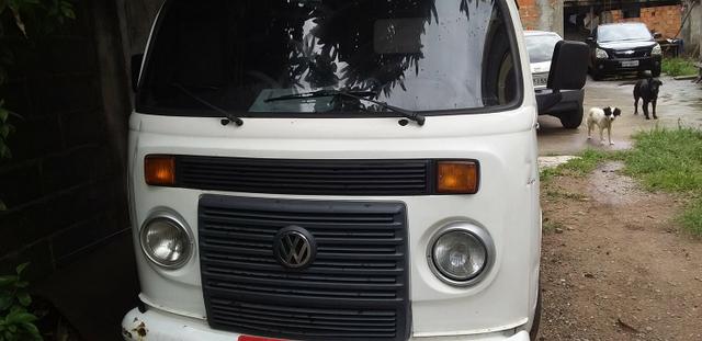 Kombi 2010 modelo 2011 vendo 16000 pois ten 880 reais de multa indico o serviço
