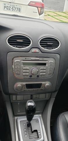 Focus sedan Ghia Automático - Foto 8