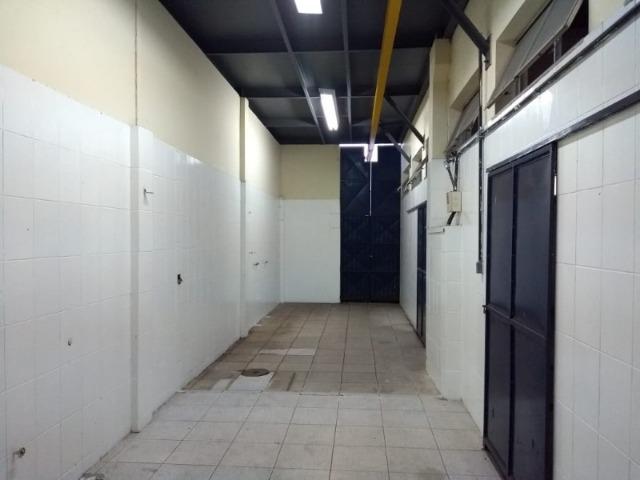 Simone Freitas Imóveis- Vende-se Galpão no Aterrado- Volta Redonda - Foto 13