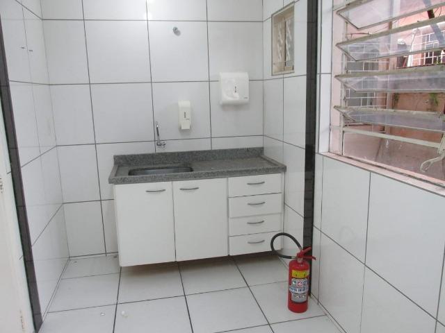 Casa Comercial - R. Sen. Souza Naves - (Próx. Av. Bandeirante - em frente Clinilab) - Foto 17