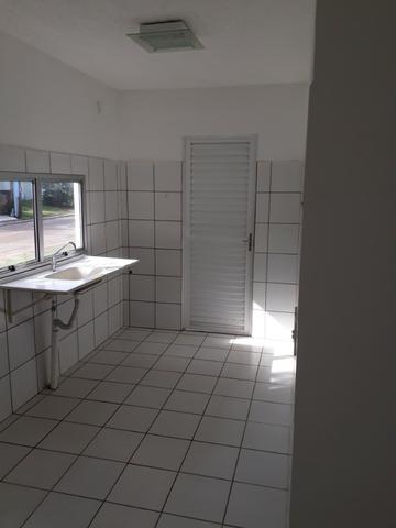 Aluga casa com 03 quartos no Bairro Novo - Foto 7