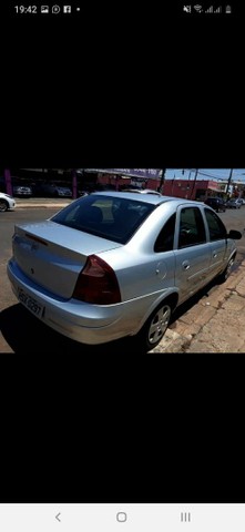 CARRO CORSA PREMIUM SEDAN