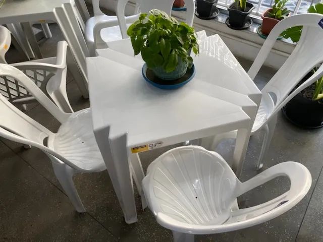 Jogo de mesa cadeira Tramontina branca nova pra restaurante partir de 260 R$ cada