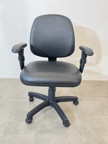 Cadeira Giratória Executiva Job