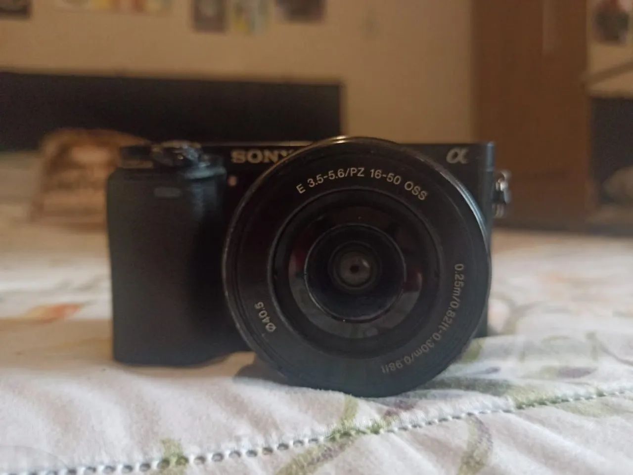 Câmera Sony Alpha 6000 com Lente 16-50mm - Foto 5