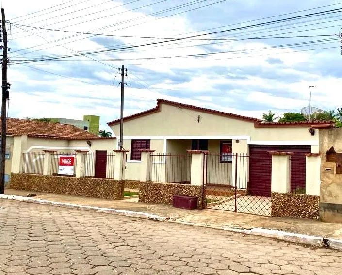 Casa no Centro - Bela Vista de Goiás 