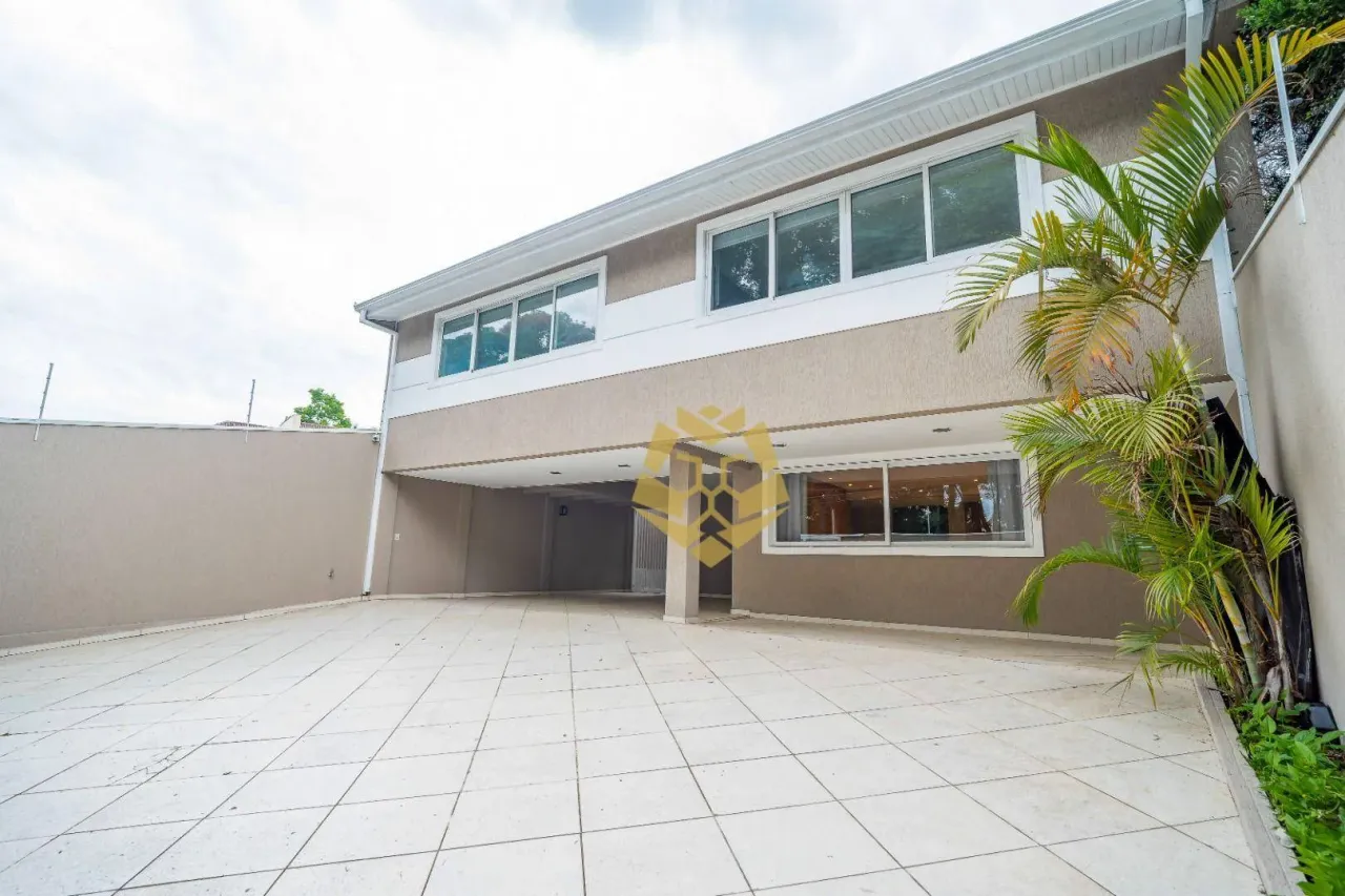 Casa com 4 dormitórios à venda, 392 m² por R$ 1.900.000 - São Lourenço - Curitiba/PR!