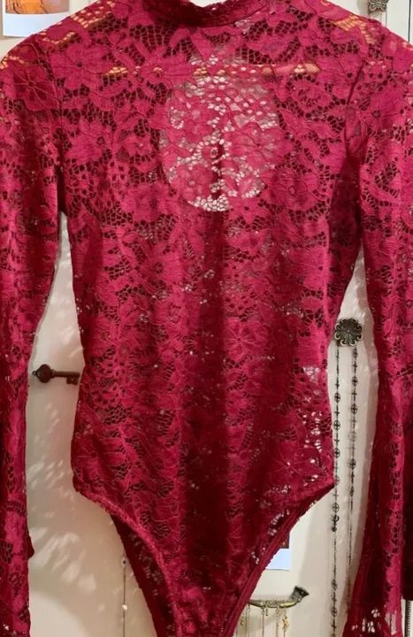 Body renda marsala com bojo
