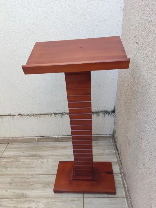 Púlpito de bíblica Mesas Vila São Francisco, Bauru 1373734675