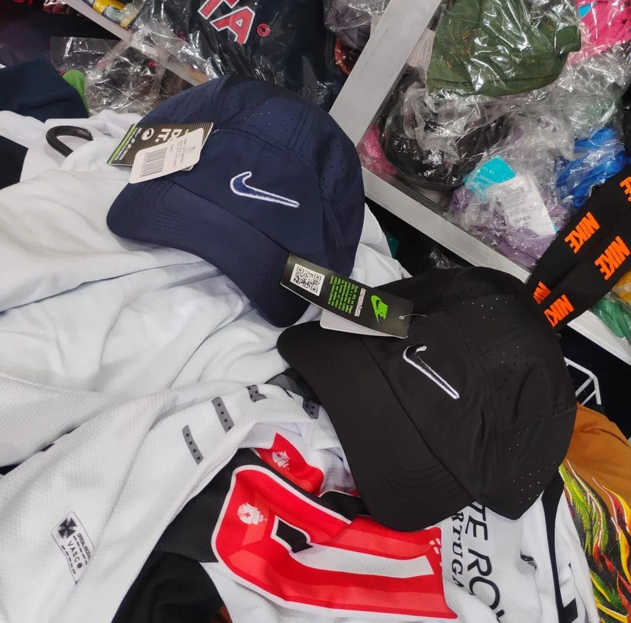 BONÉS APENAS 25 REAIS  - Foto 3