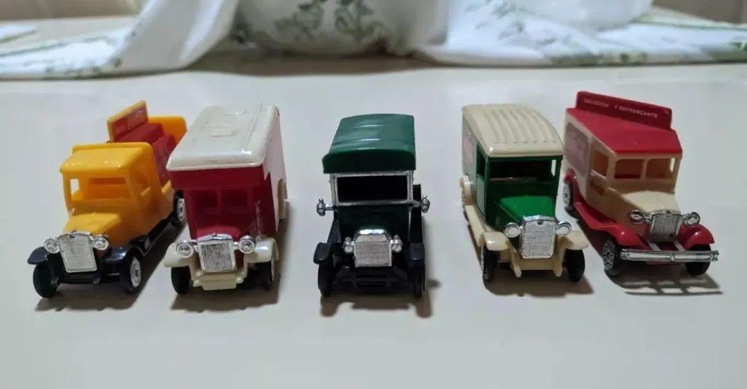 Coleção de Caminhões Coca-Cola - Foto 3