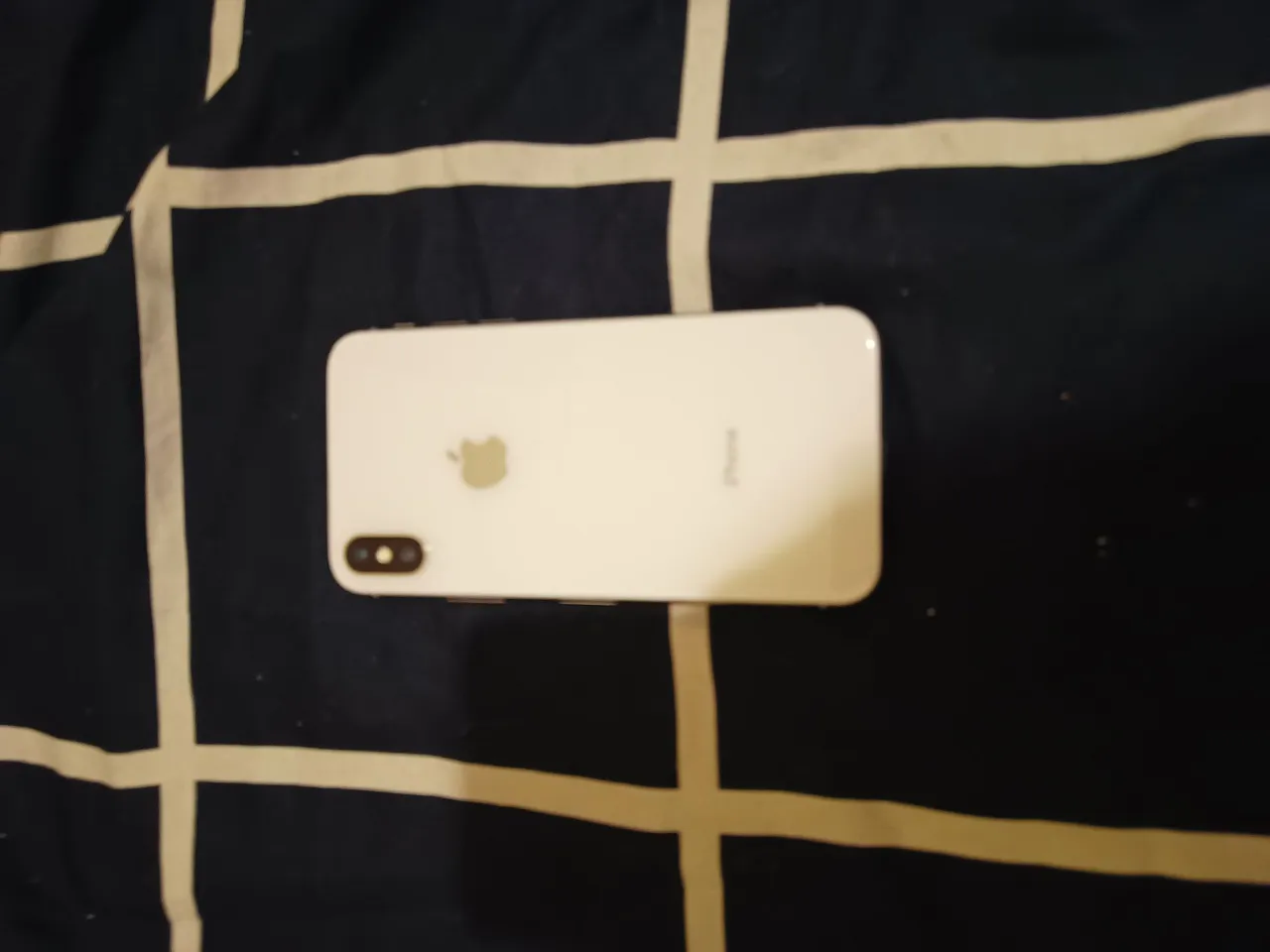 Vendo iPhone X branco 256gb em perfeito estado!!!