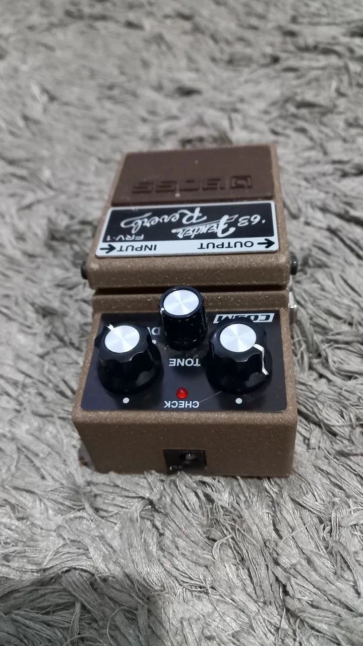 ギター BOSS FRV-1 / '63 Fender Reverb BOSS FRV-1 63 Fender Reverb（中古）【楽器検索デジマート】