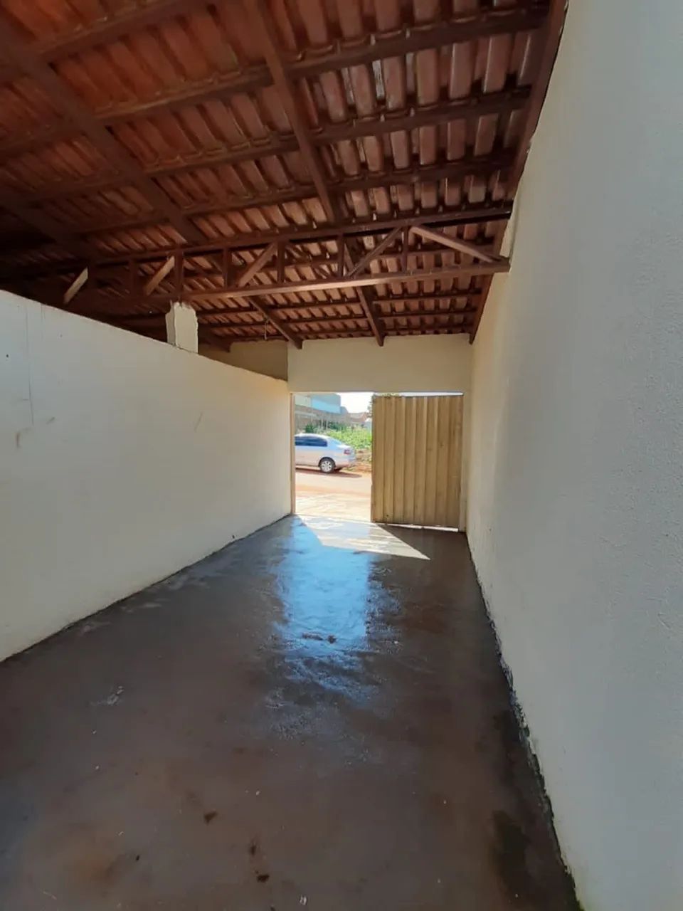 OPORTUNIDADE! Casa 3 quartos com barracão no fundo - Foto 5