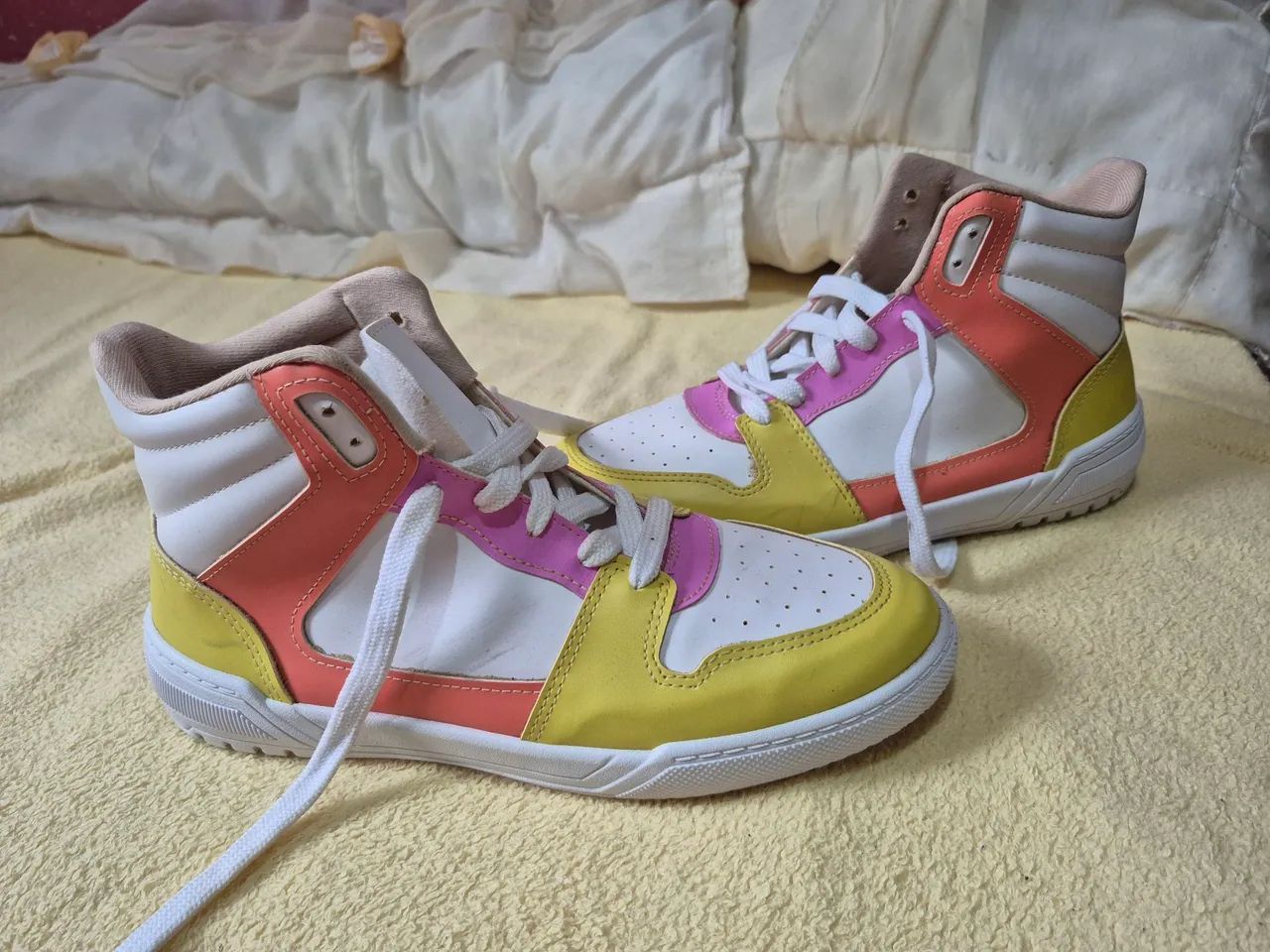 Tênis casual moleca