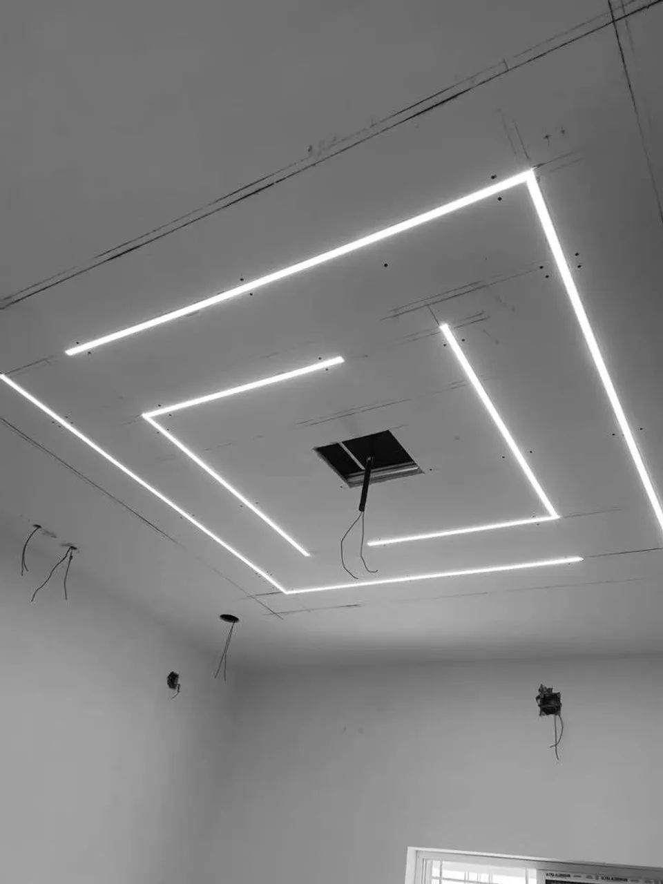 BRANCO GESSO E DIVISÓRIAS 