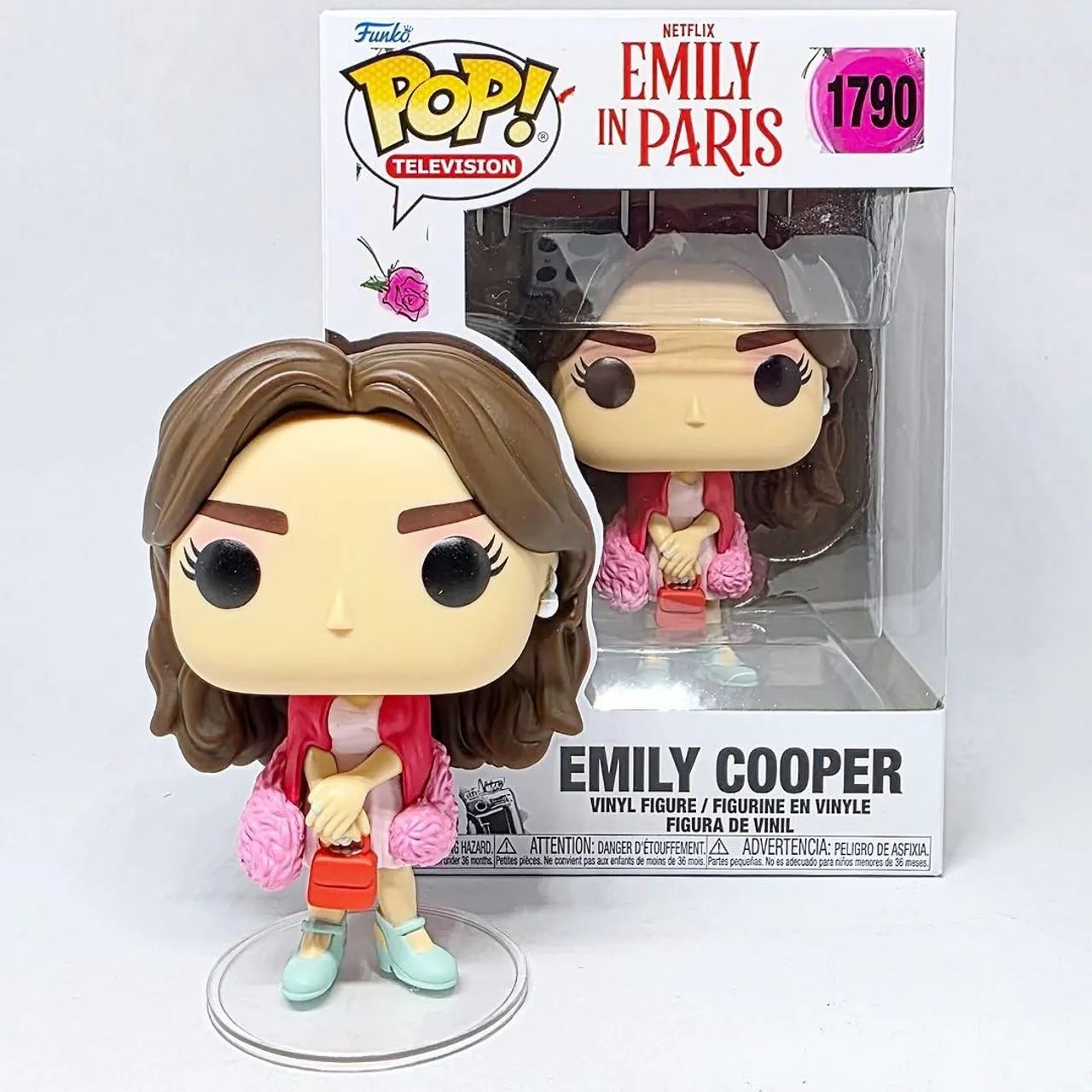 Disponível Funko Pop Emily cooper 
