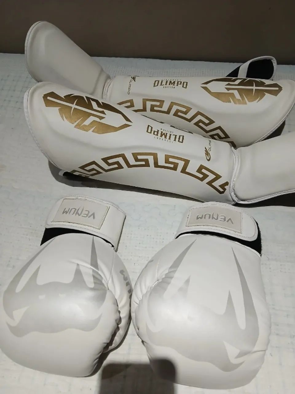 luva e caneleira muay thai/boxe