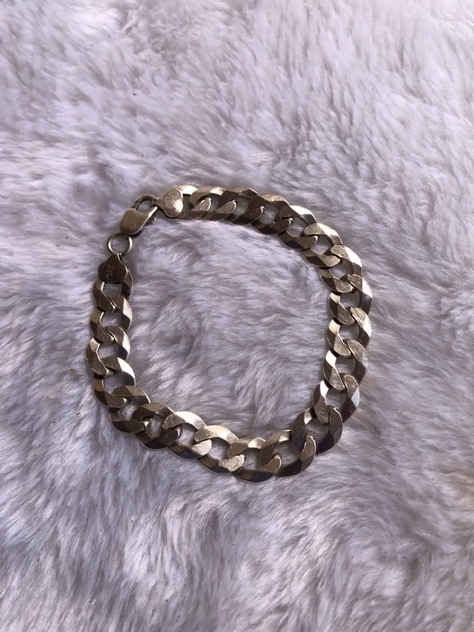 Pulseira de elos grossos prateada