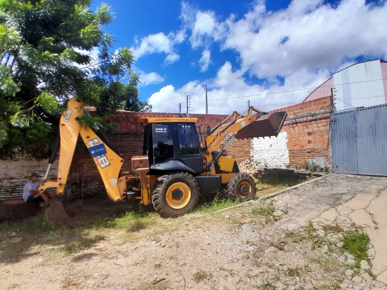 Retroescavadeira JCB 2012 - Foto 5