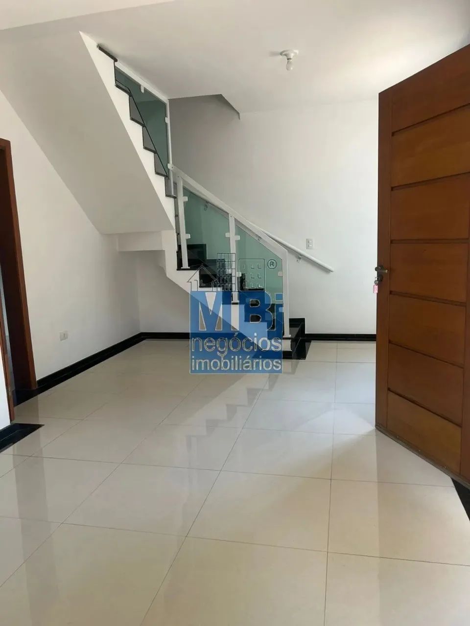 Belíssima Casa Espaçosa no Campo Grande à Venda ou locação ! - Foto 2