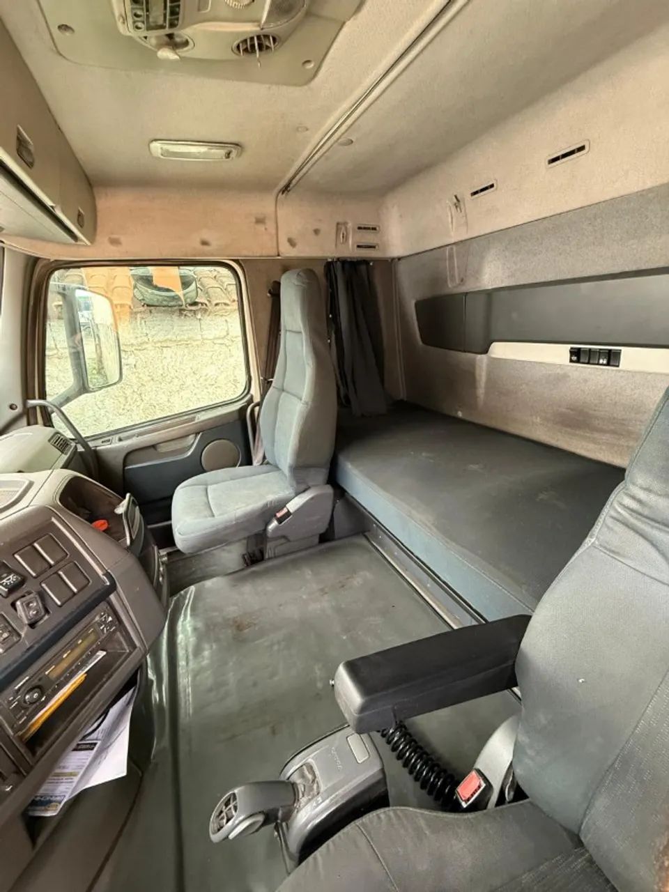 Volvo FH 540 6x4 2014 Branco - Foto 10