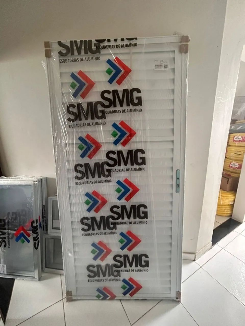 WHITE ALUMINUM DOOR 60 cm to 1 m READ THE DESCRIPTION